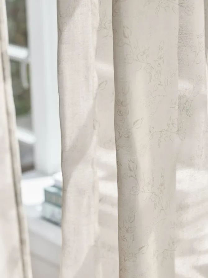 Gardin BIRKHOLM 1x140x245 blomster beige