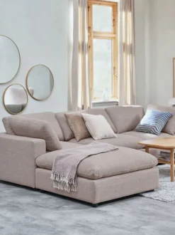 Sofamodul LUNDBY chaiselong/puf sandfarvet stof